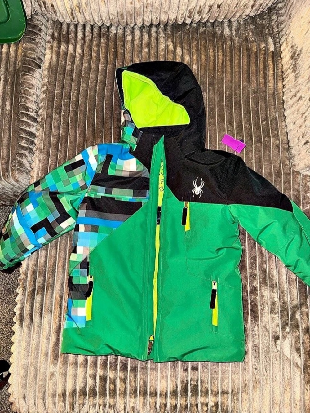 Spyder Kids  Ski Jacket Green Black Size 6